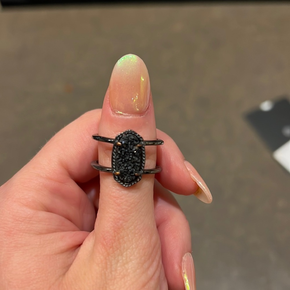 Kendra Scott Ring- Size 8